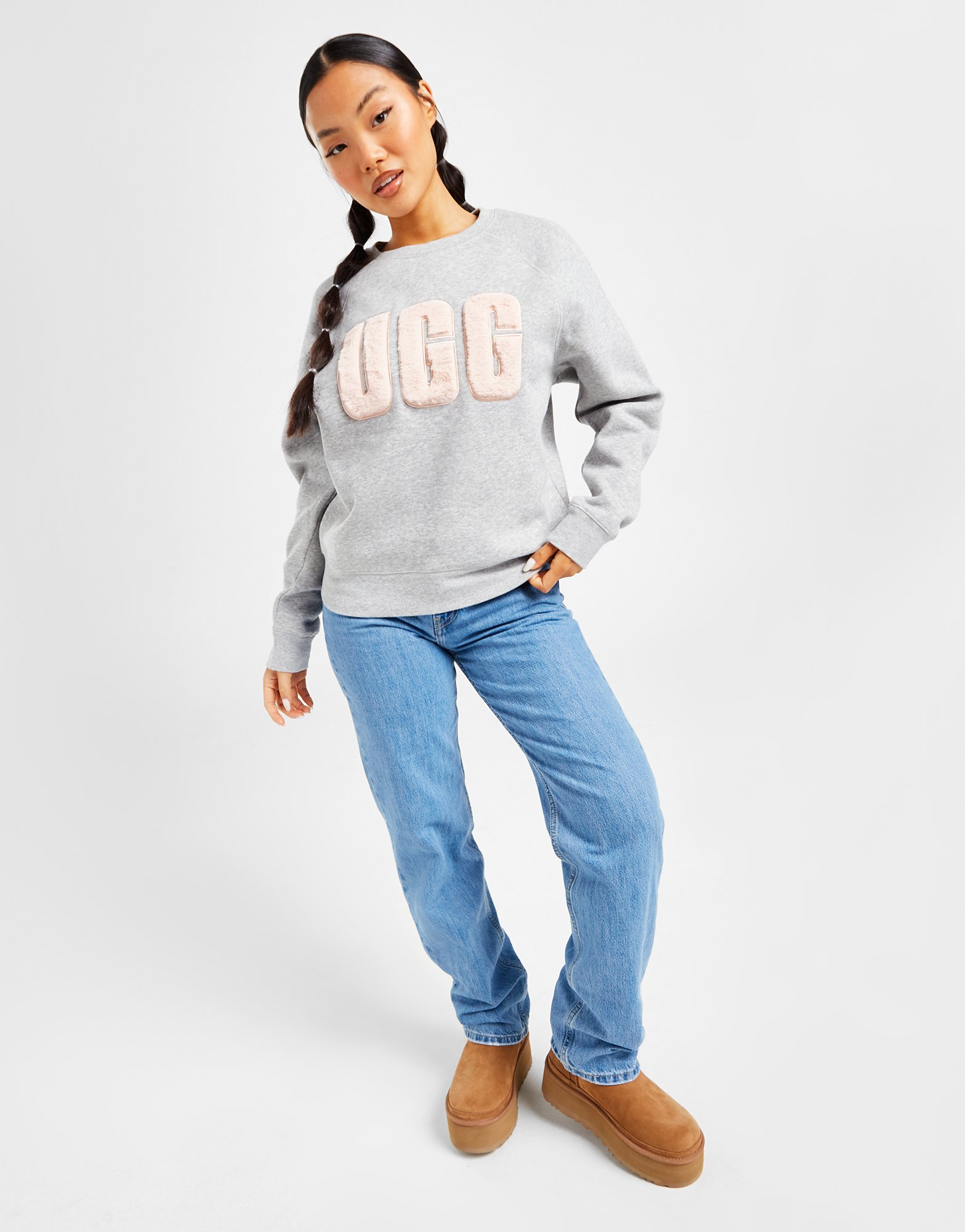 UGG Sweatshirt Fuzzy Logo Crew Femme