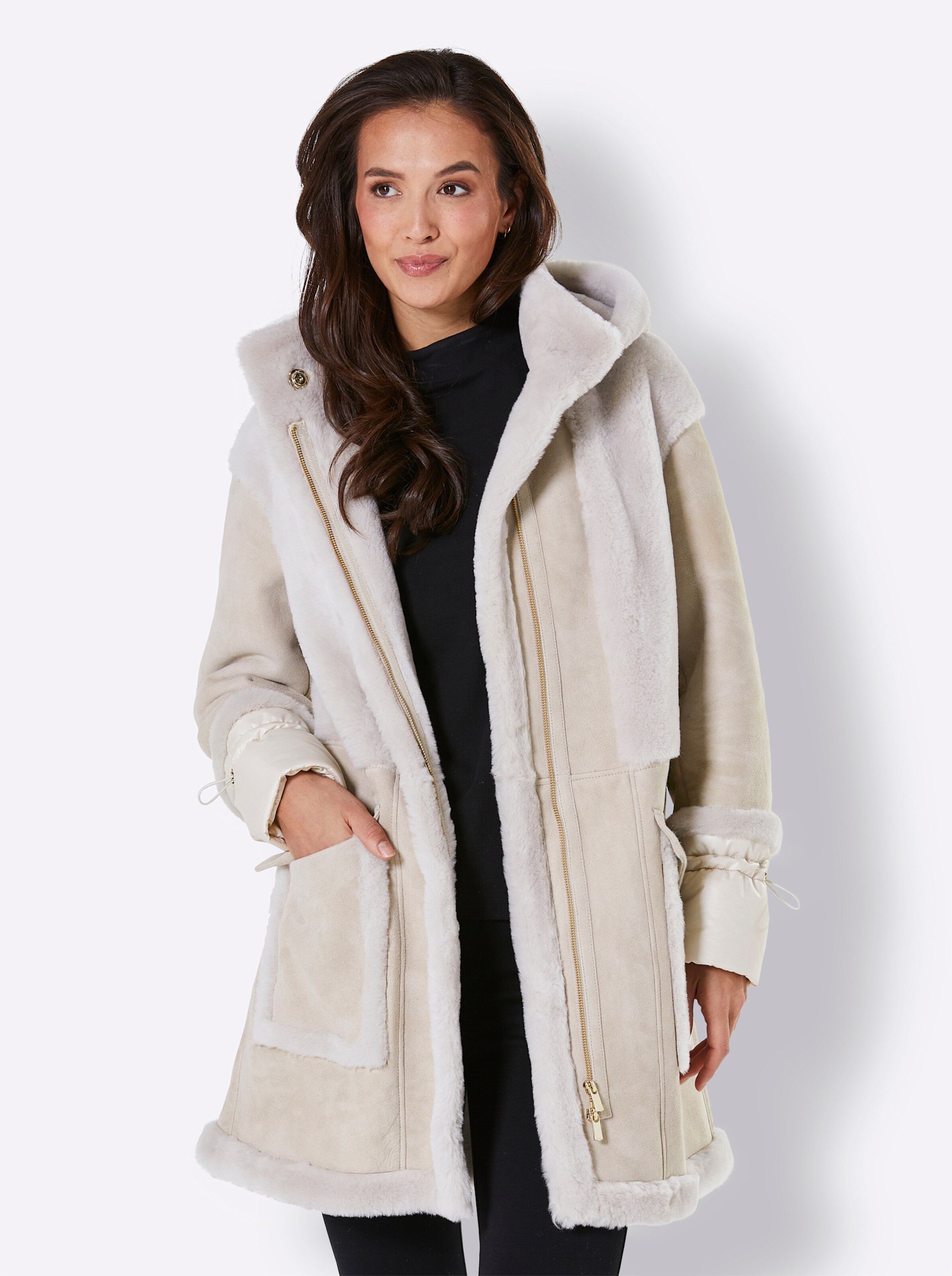 Mainpol Lammfell-Jacke in sand