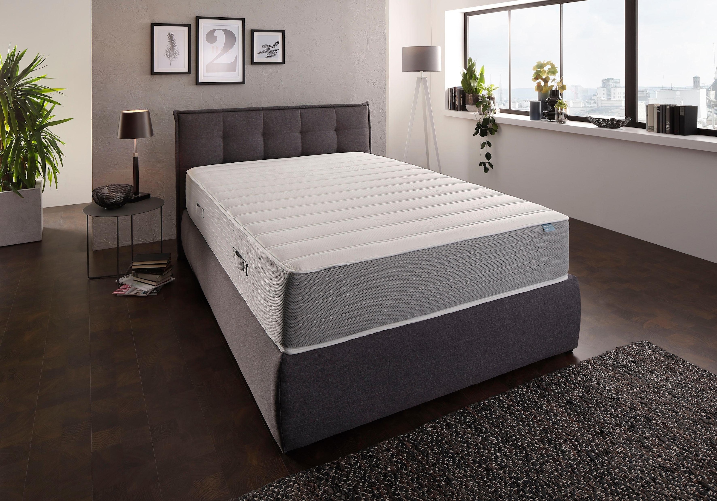 DI QUATTRO Visco-Matratze »Matratze Boxspringlook, integrierter Topper, in 90x200 cm erhältlich« 30 cm hoch Raumgewicht: 30 kg/m³ 1 Stk. tlg. Matratze in 90x200 und 140x200 cm erhältlich, extrahohe Matratze