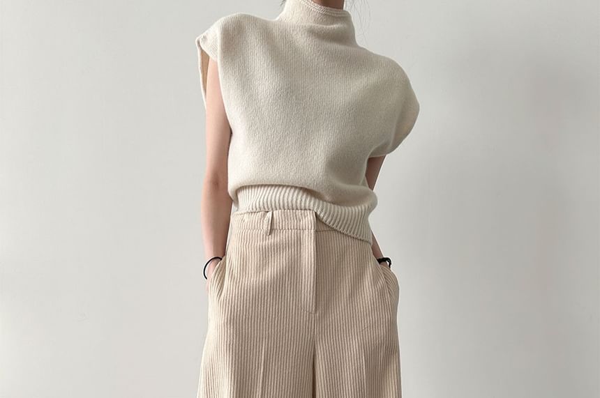 Coris - Hoge taille effen corduroy broek met wijde pijpen