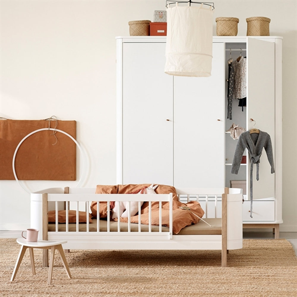 Køb Oliver Furniture Wood Mini+ Juniorseng Hvid/Eg