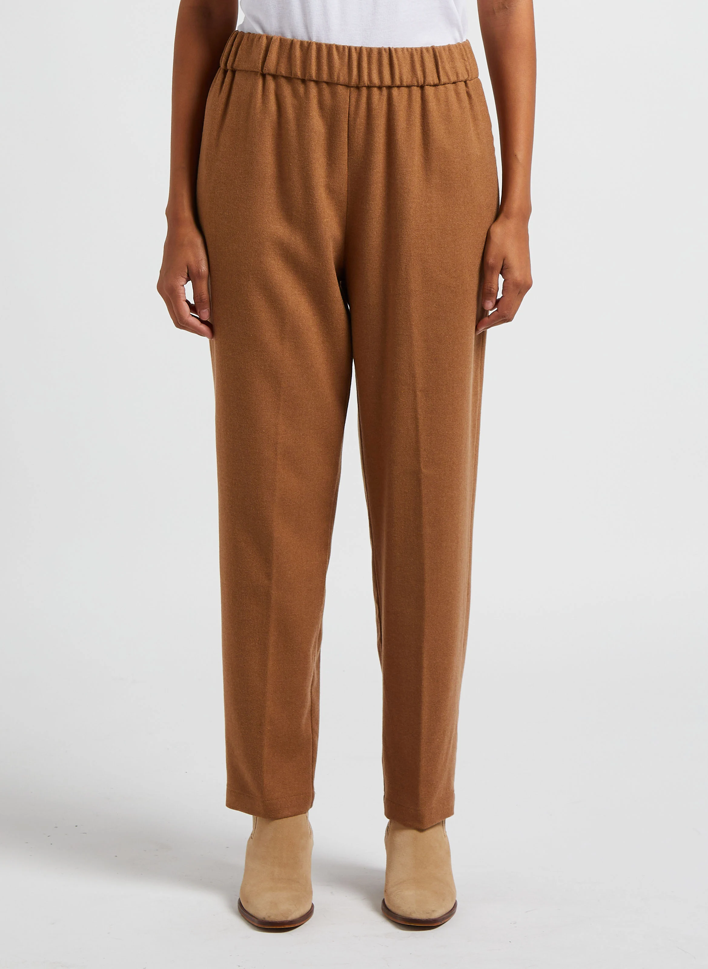 Pantalon carotte en flanelle de laine| Marron