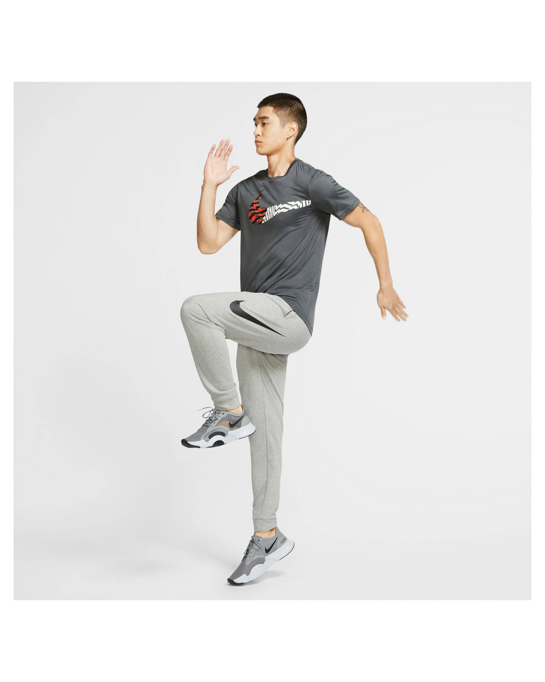 Nike| Herren Trainingshose DRI-FIT Tapered Fit