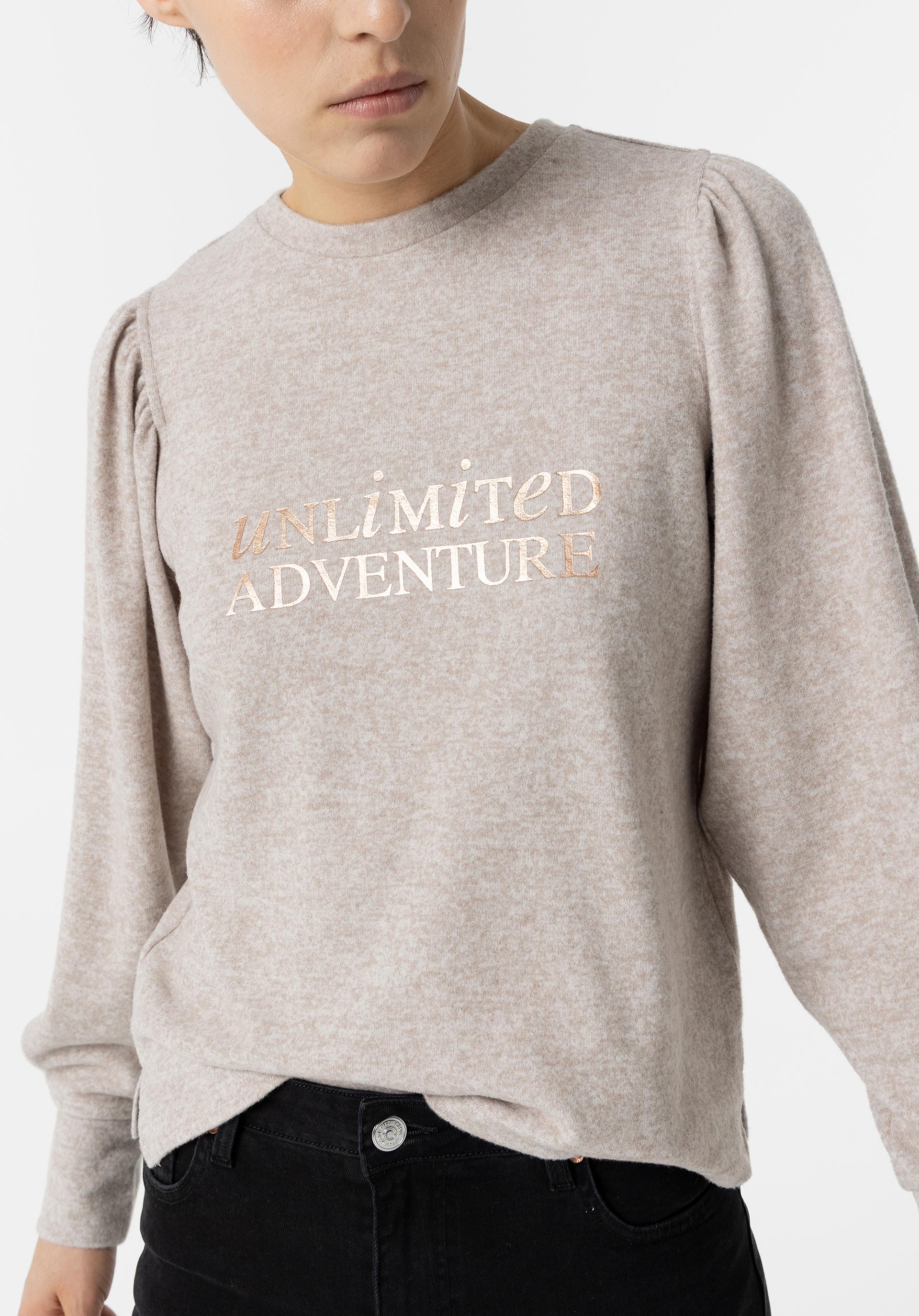 T-shirt Toque Suave com Texto Frontal