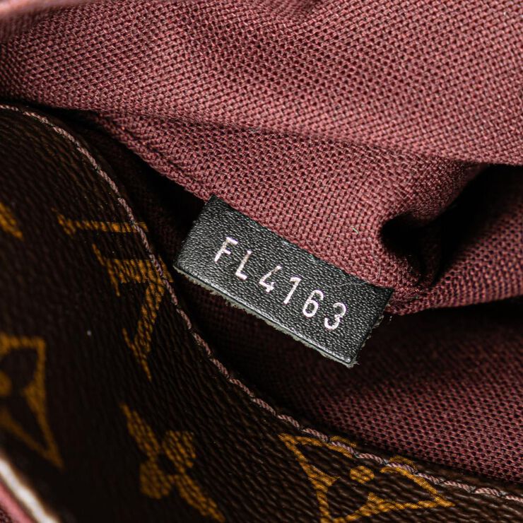 Louis Vuitton Vintage Louis Vuitton District Brown