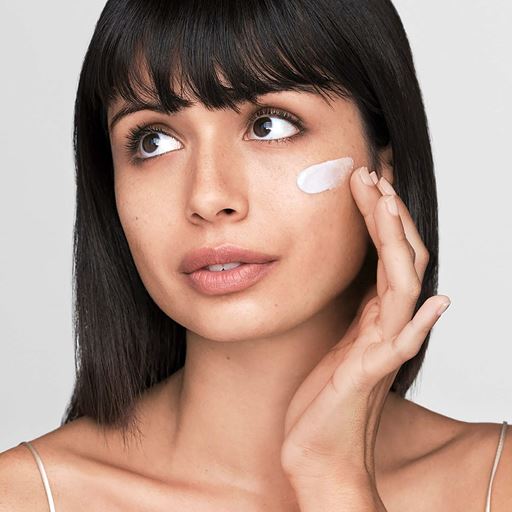 Estée Lauder Revitalizing Supreme Anti-Aging SPF 15 CC-Creme