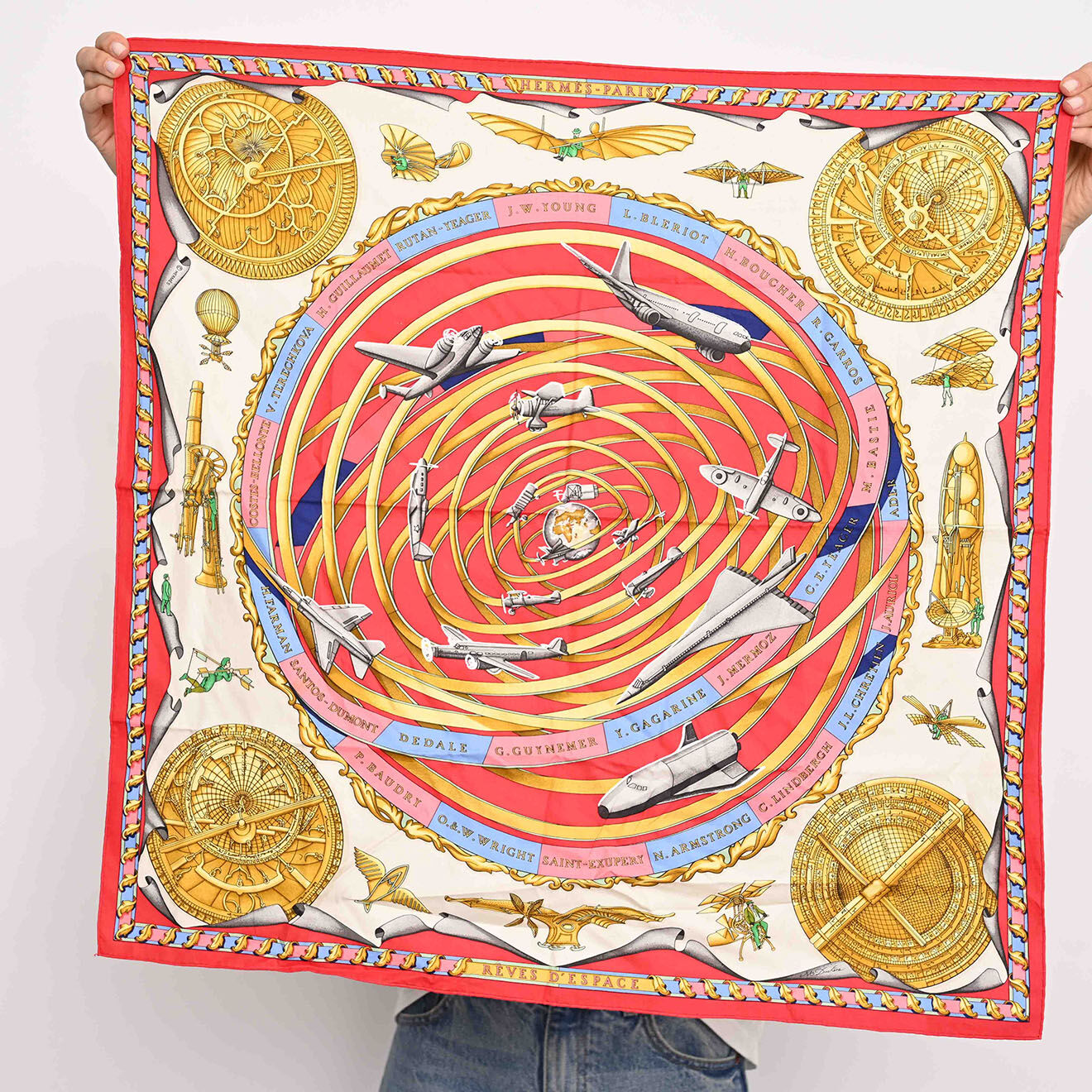 Hermès Carré en Coton multicolore - Très bon état - 65x65 cm