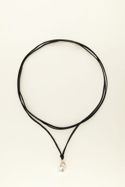 Zwarte koord ketting met parel