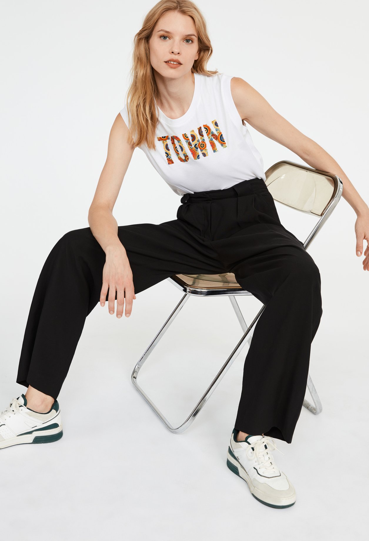 Pantalon tailleur fluide noir