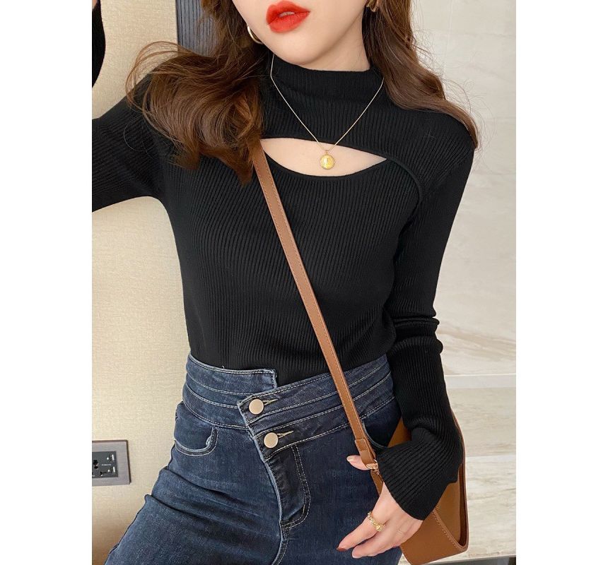 Onipixiy - Lange mouwen, mock-neck, uitgesneden effen gebreide top