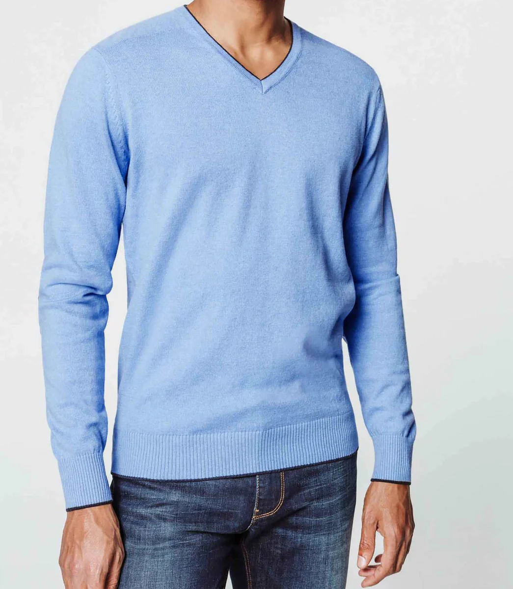 Pull col V bleu ciel chiné
