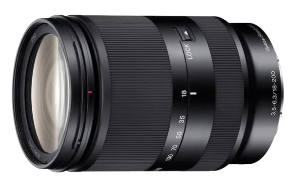 Sony SEL18200LE - Zoomobjektiv - 18 mm - 200 mm - f/3.5-5.6 OSS - Sony E-mount - for Cinema Line; a VLOGCAM; a1; a1 II; a6700; a7 IV; a7C; a7C II; a7CR; a7R V; a7s III; a9 III