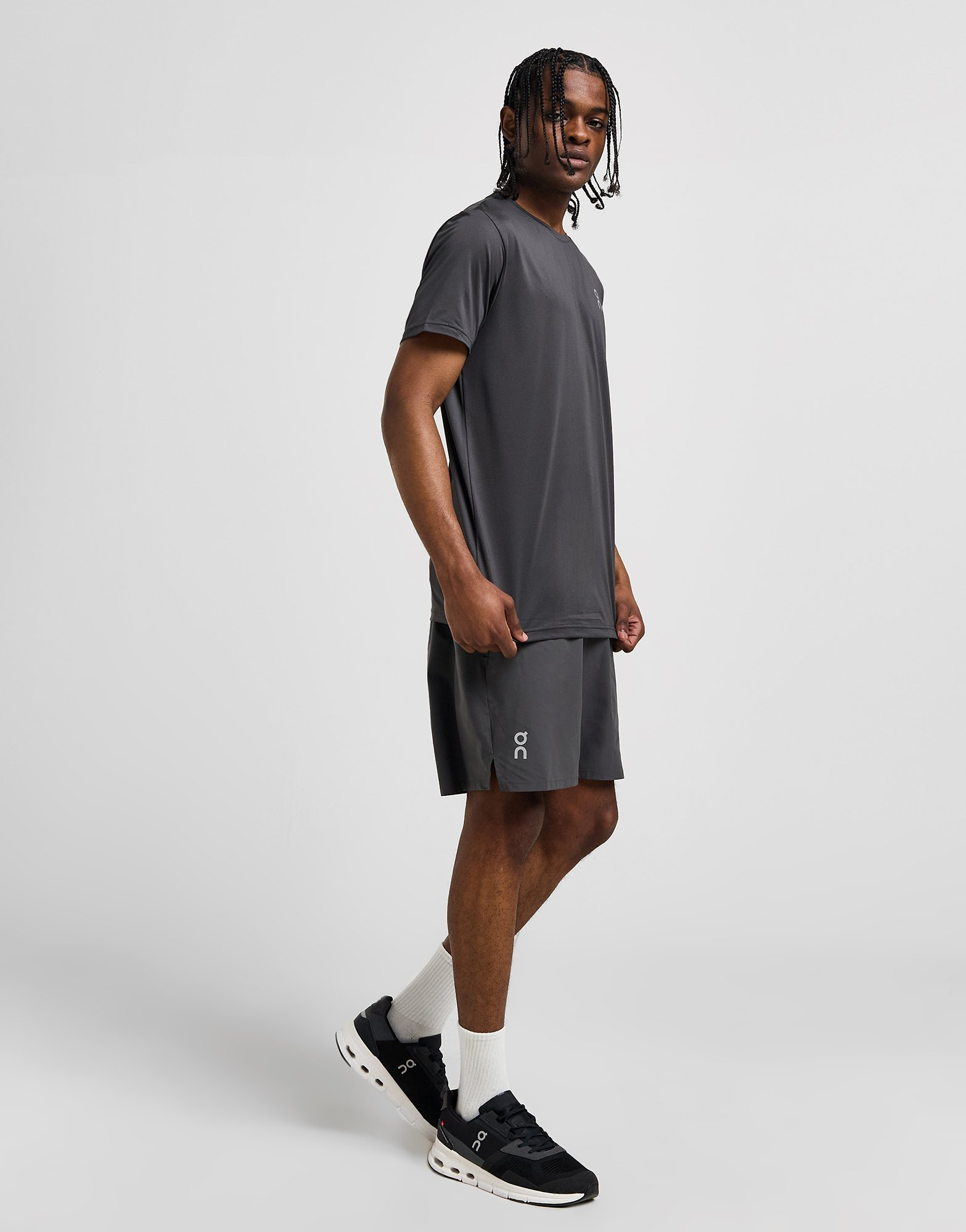 On Running Short Essential Homme