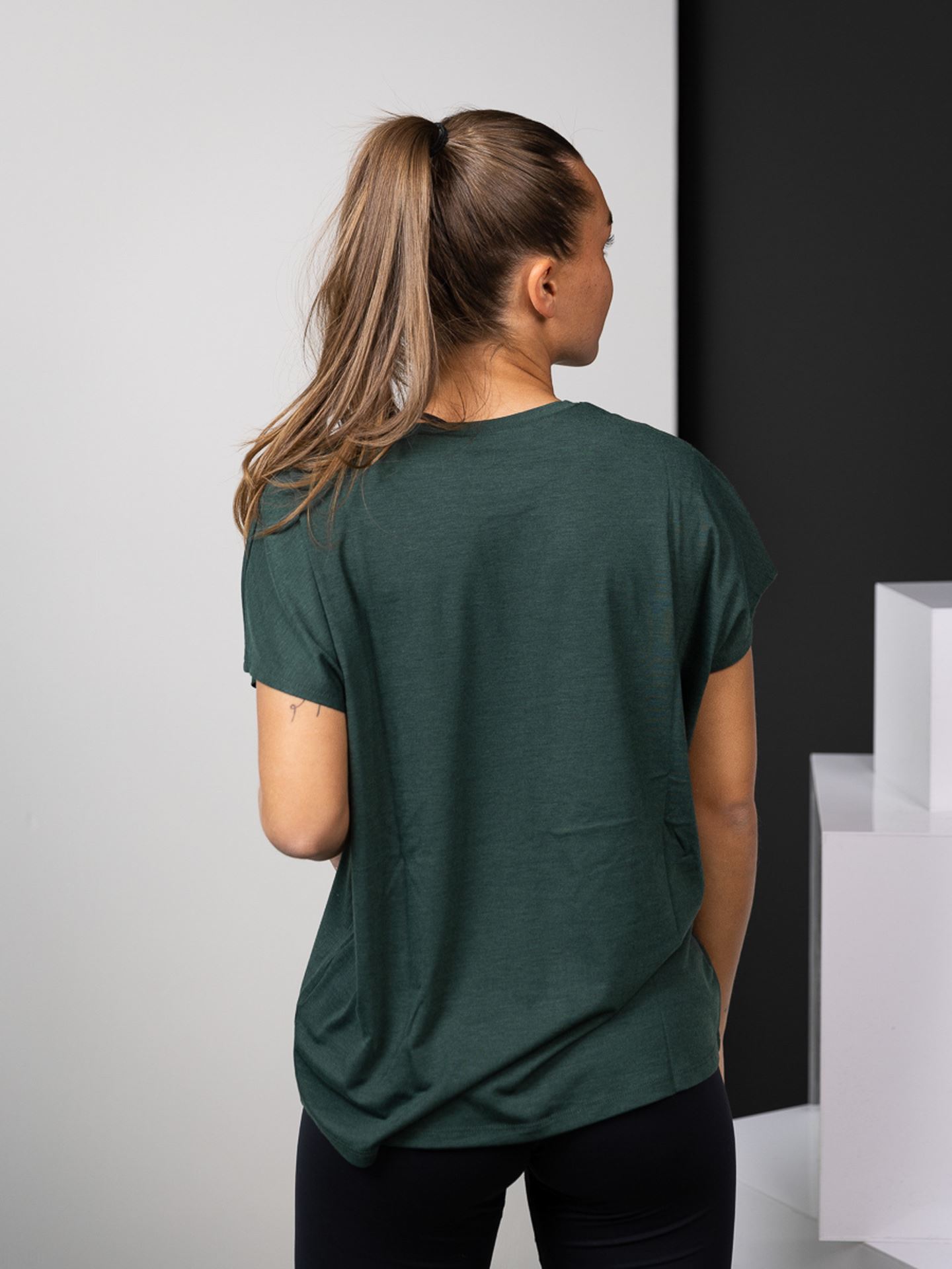 Clara Loose Tee