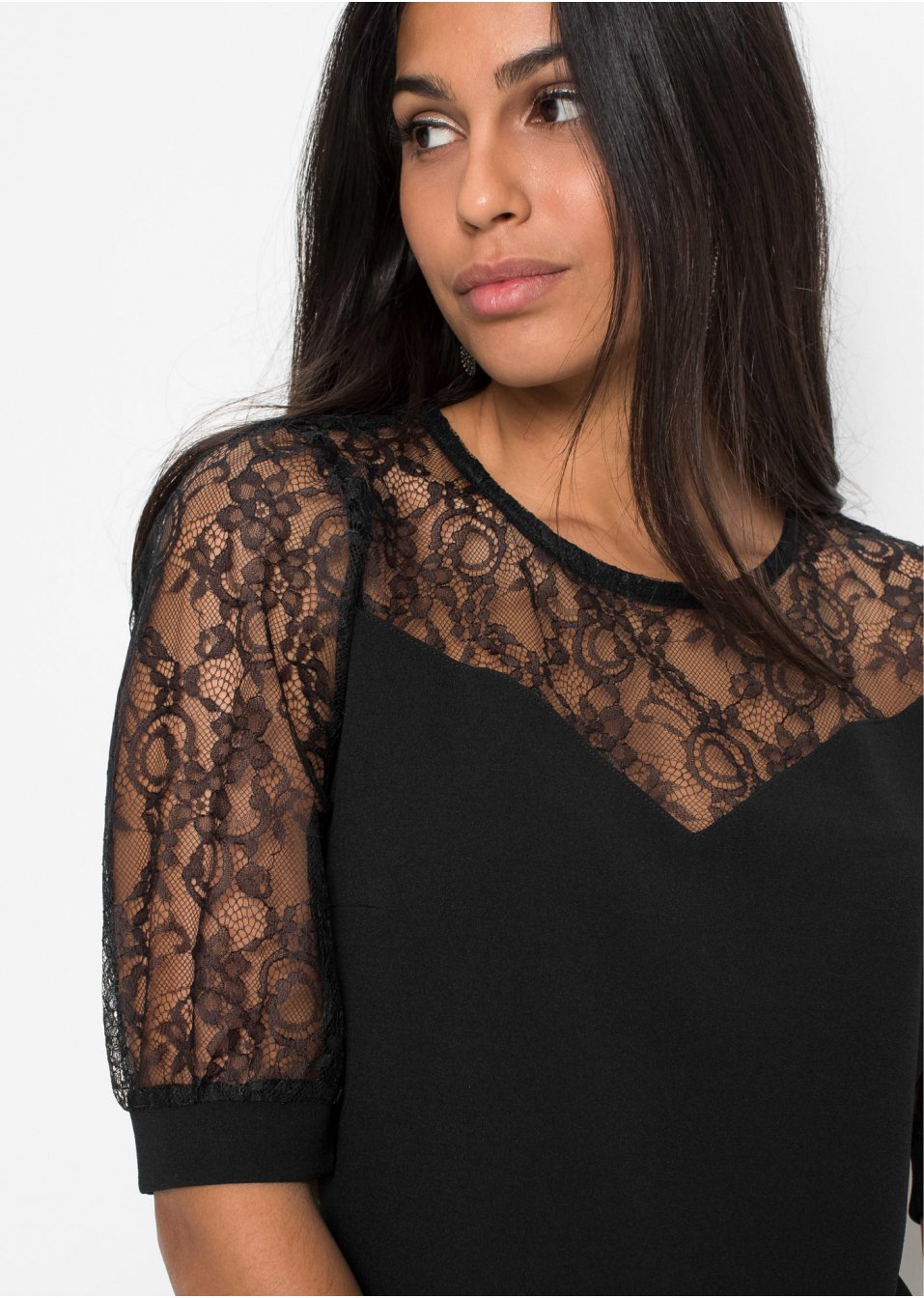 Robe à empiècement dentelle