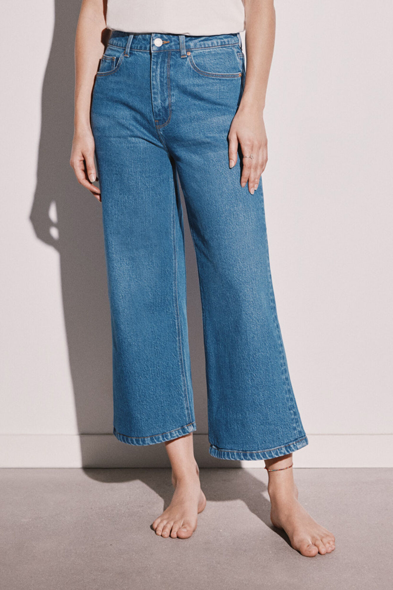 Calça Jeans Culotte com Lavagem Sustentável