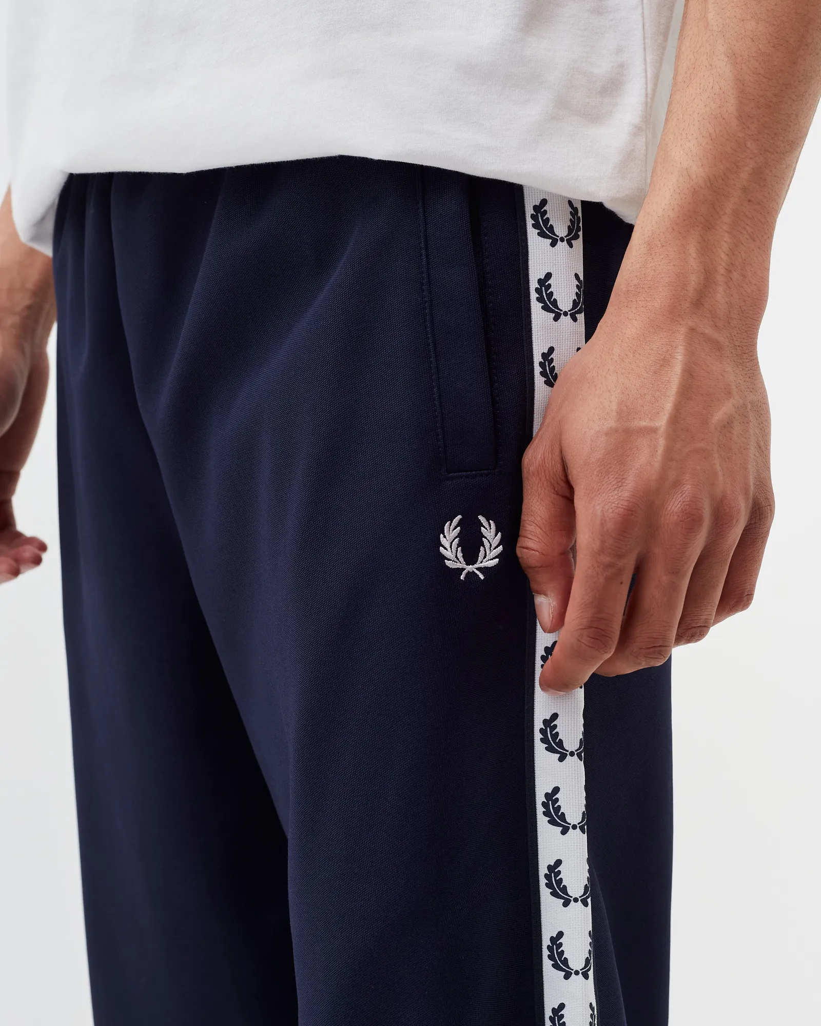 Fred Perry TAPED TRACK PANT