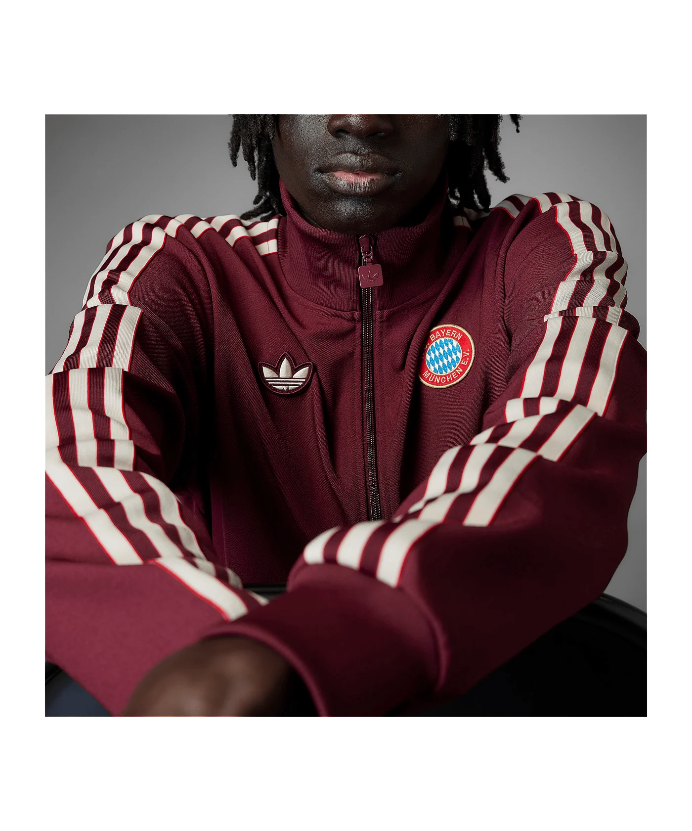 adidas FC Bayern München Terrace Icon Trainingsjacke Rot