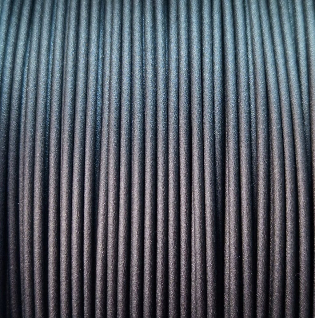 Nobufil  PCTG CF Black, 1,75 mm / 1000 g    Carbon Filament in schönem Mattschwarz