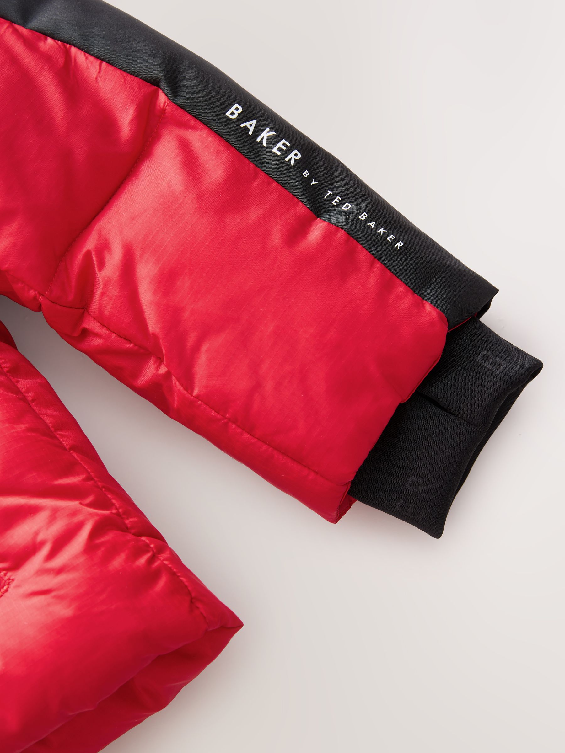 Rood/zwart - Baker By Ted Baker Shower Resistant Colourblock Padded Jackets