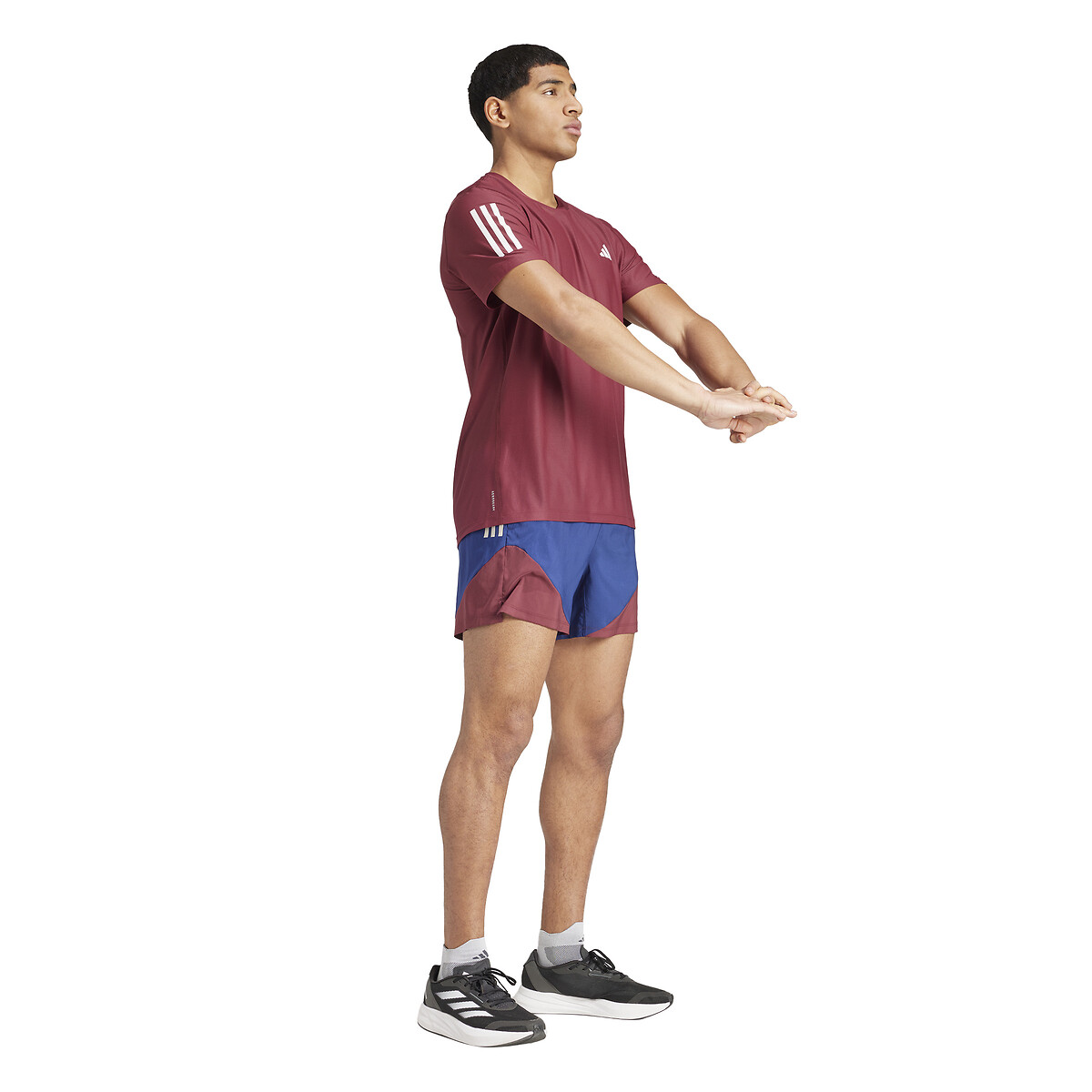 Camiseta de corrida adidas Performance com logo pequeno