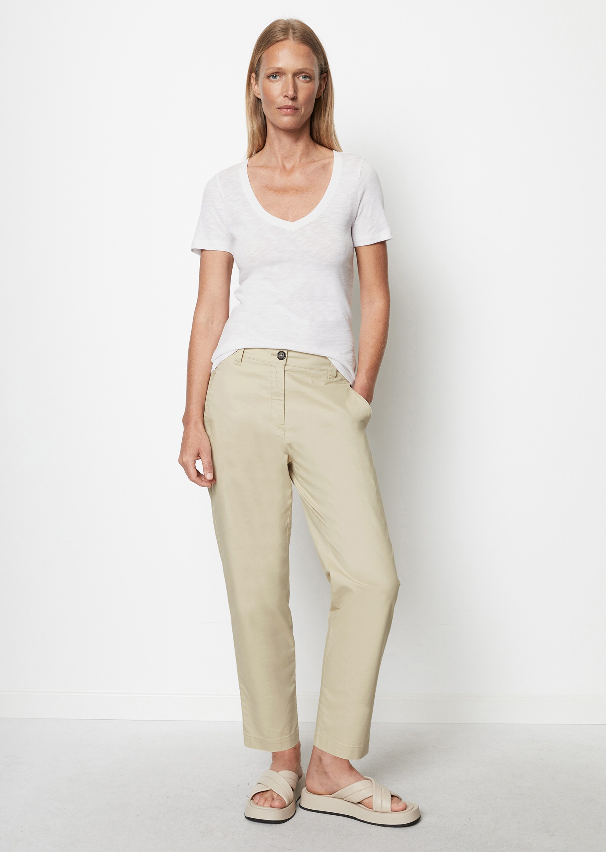 V-Neck-T-Shirt regular aus Organic Cotton Slub Jersey