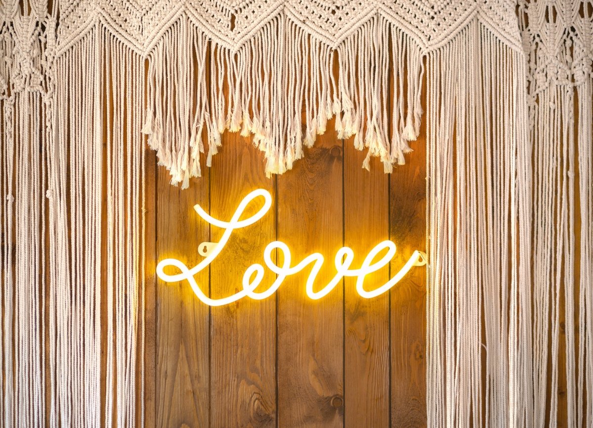 Love Neon Lamp 61cm
