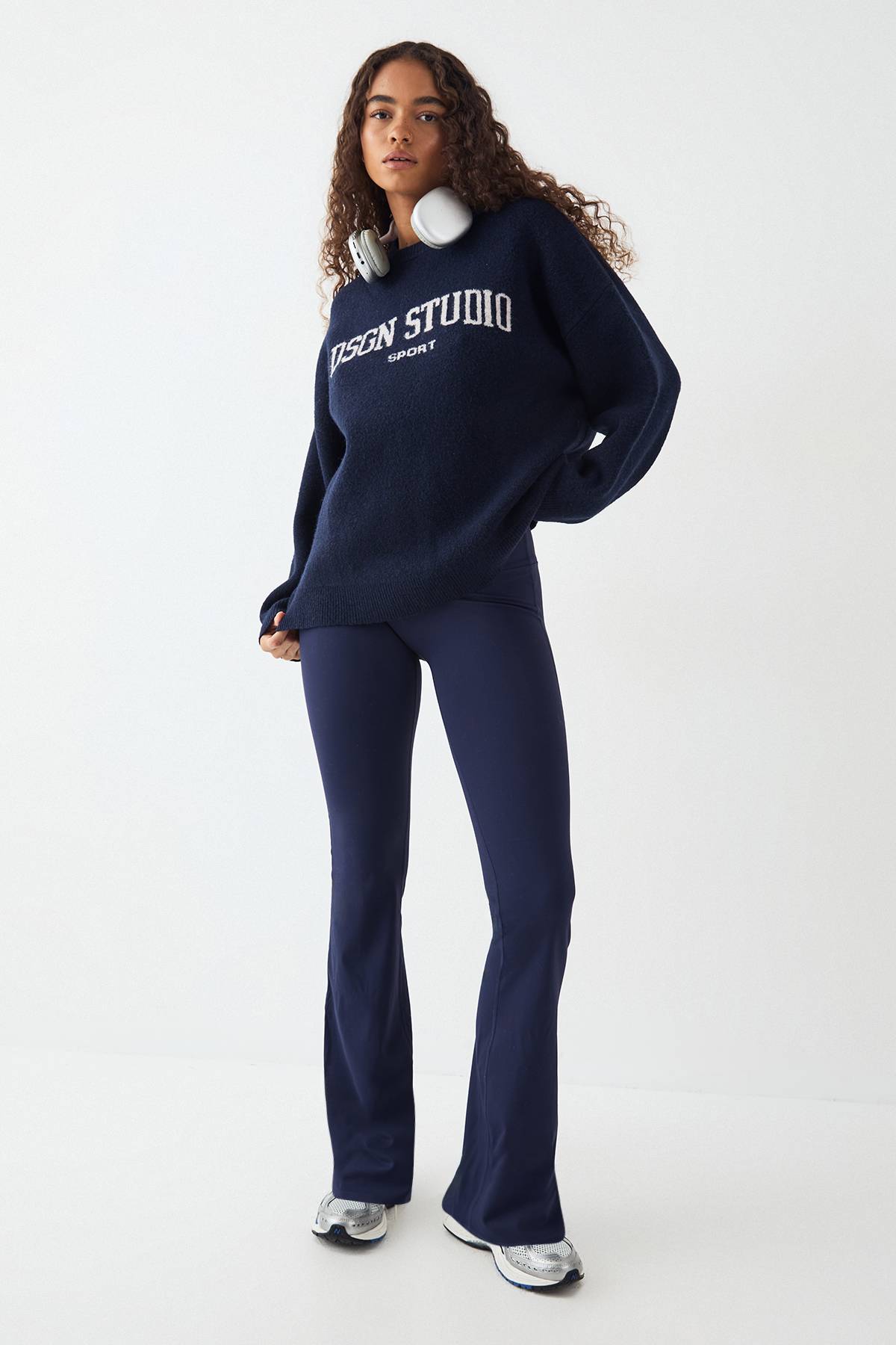 synthétiquell Col Rond Oversize Tricoté DSGN Studio