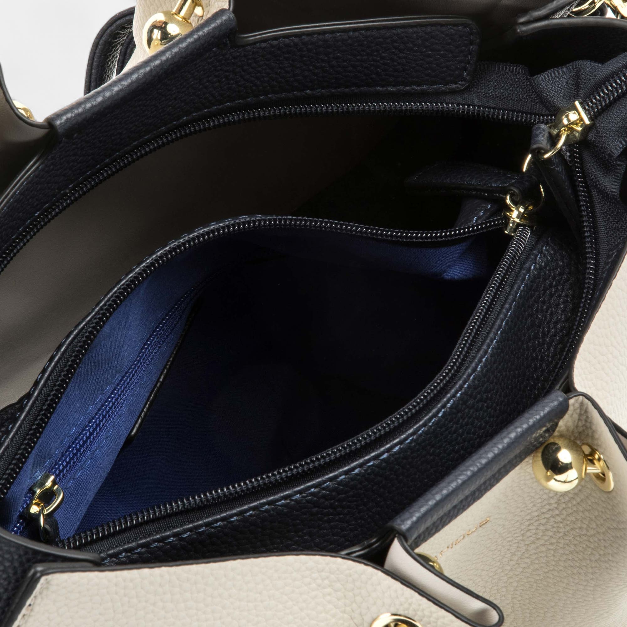 Sac à main bleu marine