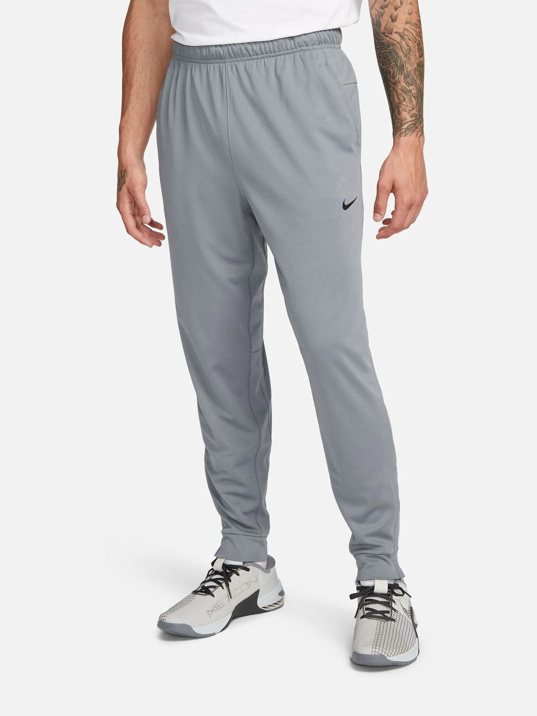 Rookgrijs - Nike Dri-FIT Totality trainingsbroek met taps toelopende pijpen