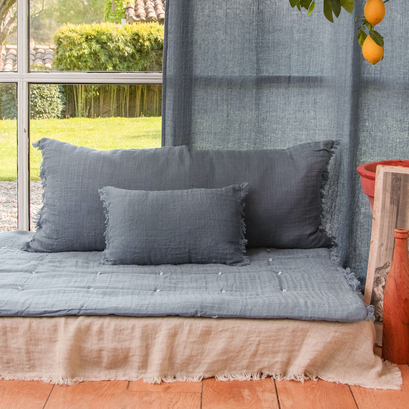 En Fil d'Indienne Housse de coussin Étamine indigo - 45x100 cm