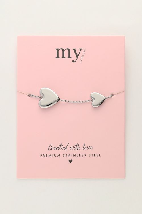 Armband met twee hartjes