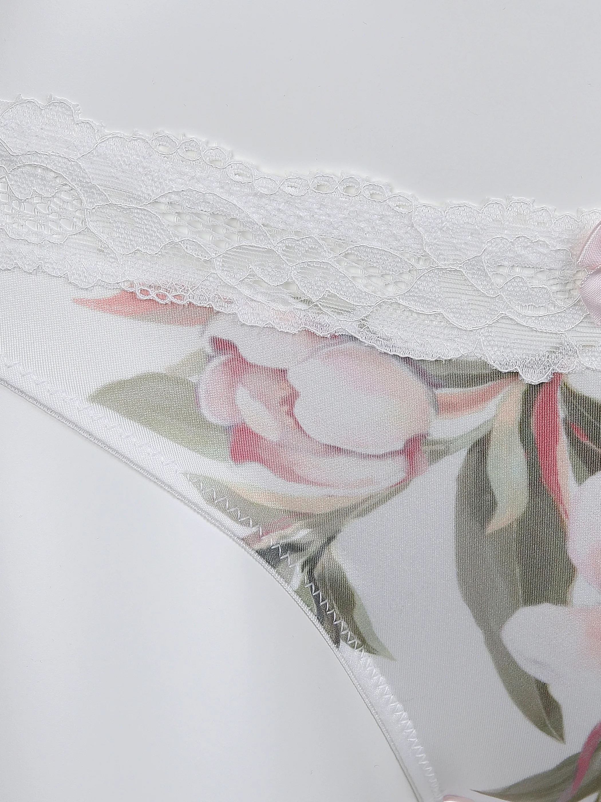 Damen Slip mit Spitze