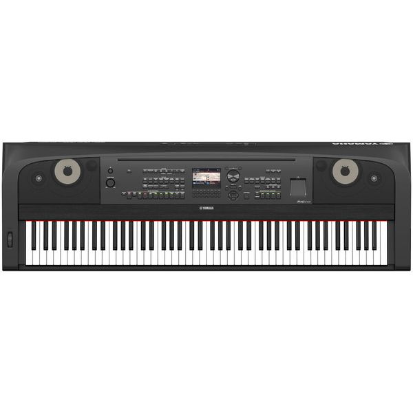 Yamaha DGX-670 B Bundle