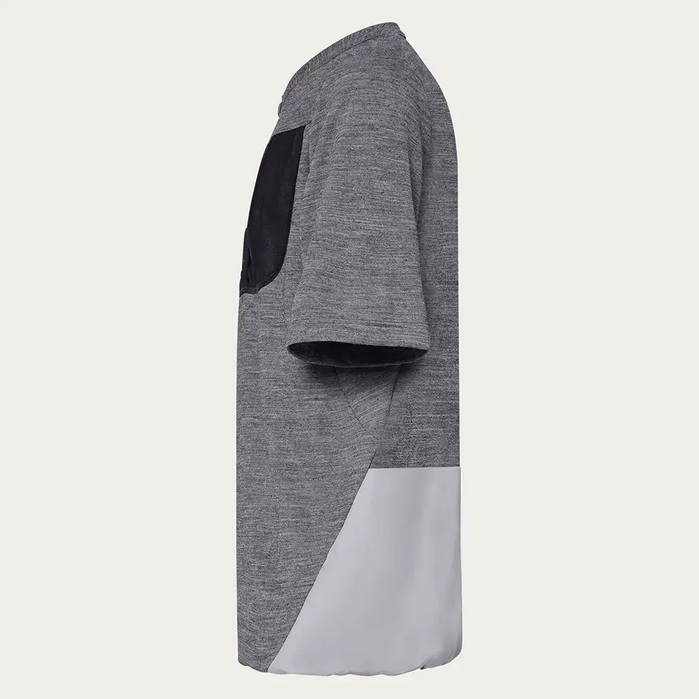Oakley Off Grid Tech Gravel Fietsshirt Korte Mouwen Zwart Heren