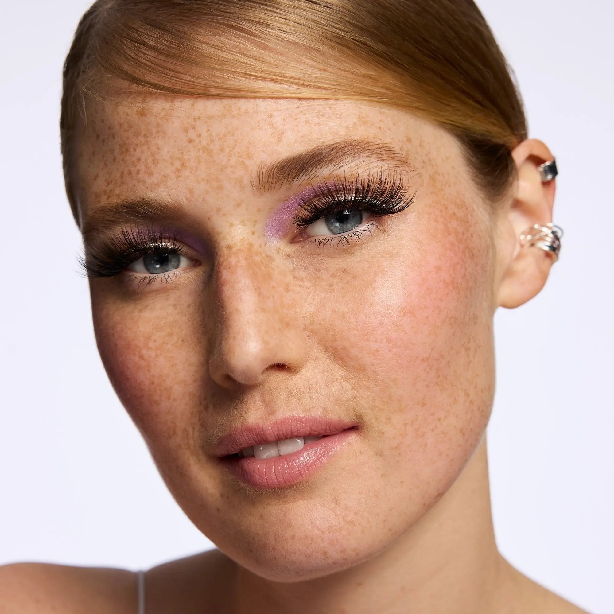 8D Lashes To Kill 010 Glam Look