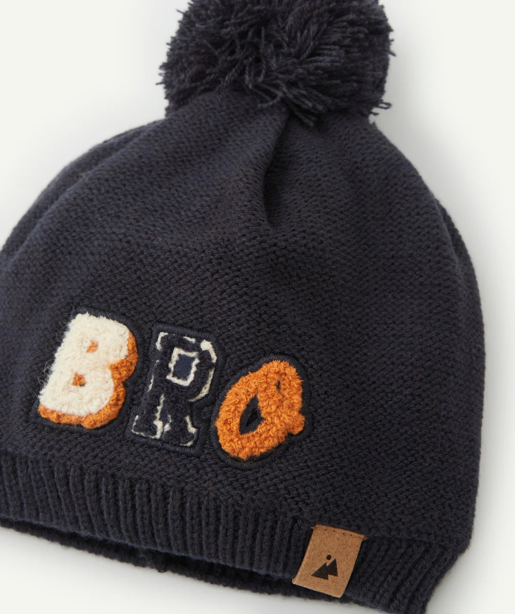 BONNET BLEU AVEC MESSAGE BRO EN FIBRES RECYCLÉES BÉBÉ GARÇON