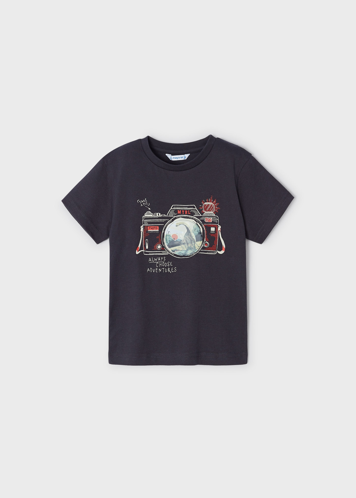 Camiseta de manga curta com estampa interativa para meninos