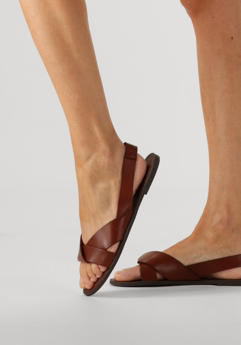 bruine vagabond shoemakers platte sandalen tia 2.0