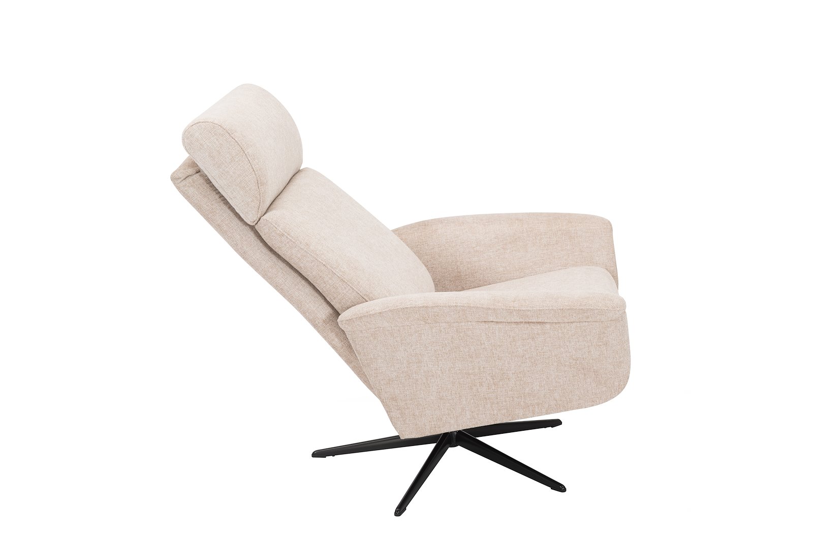 Leo lenestol Tekstil Brego 3590 beige med polaris sokkel i sort. Medium