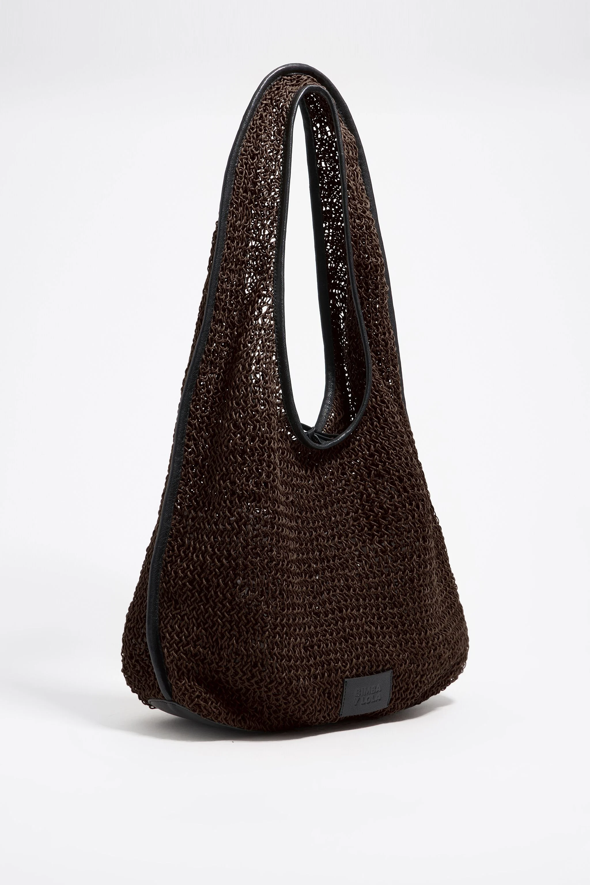 Bolsa de ombro de papel trançado cor chocolate