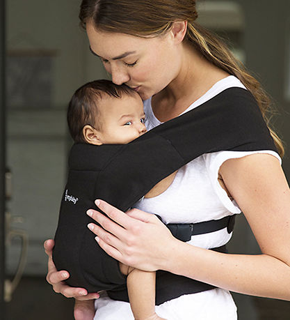 Ergobaby Babytrage - Embrace - Soft & Snug Knit - Pure Black