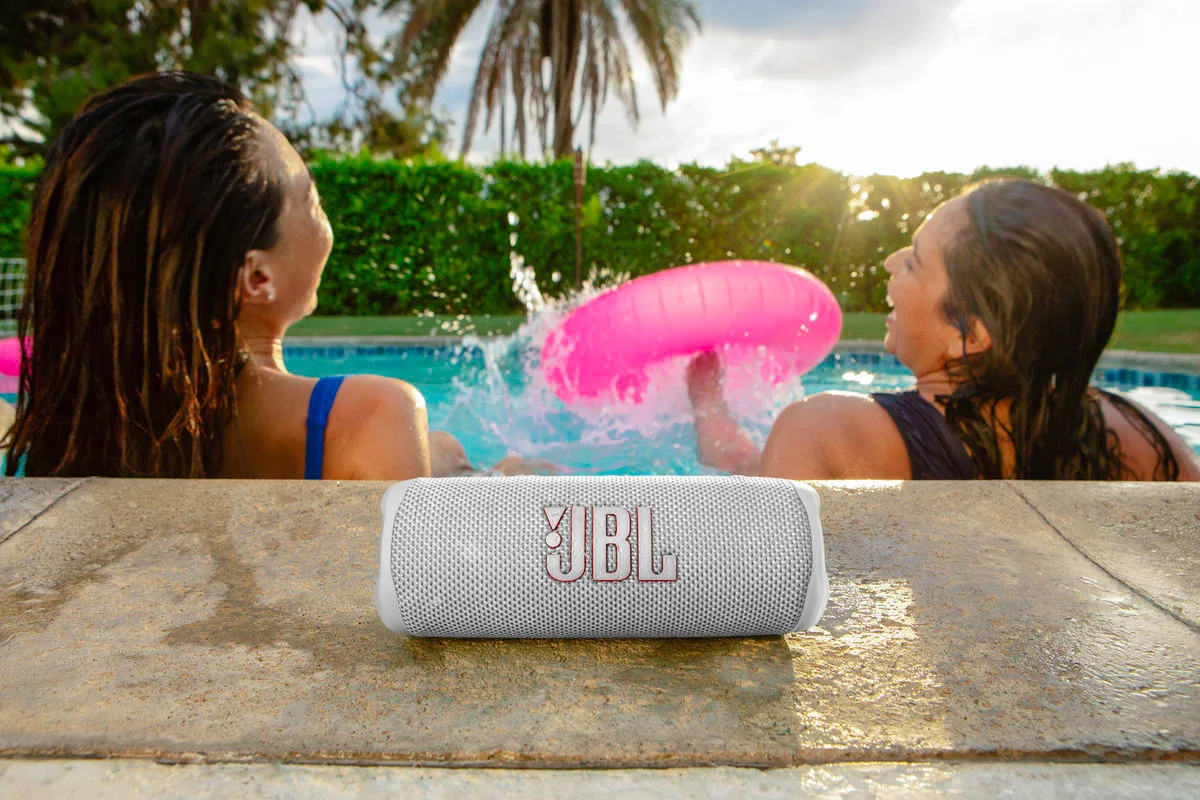 JBL Flip 6 Blanc Enceintes Bluetooth portables