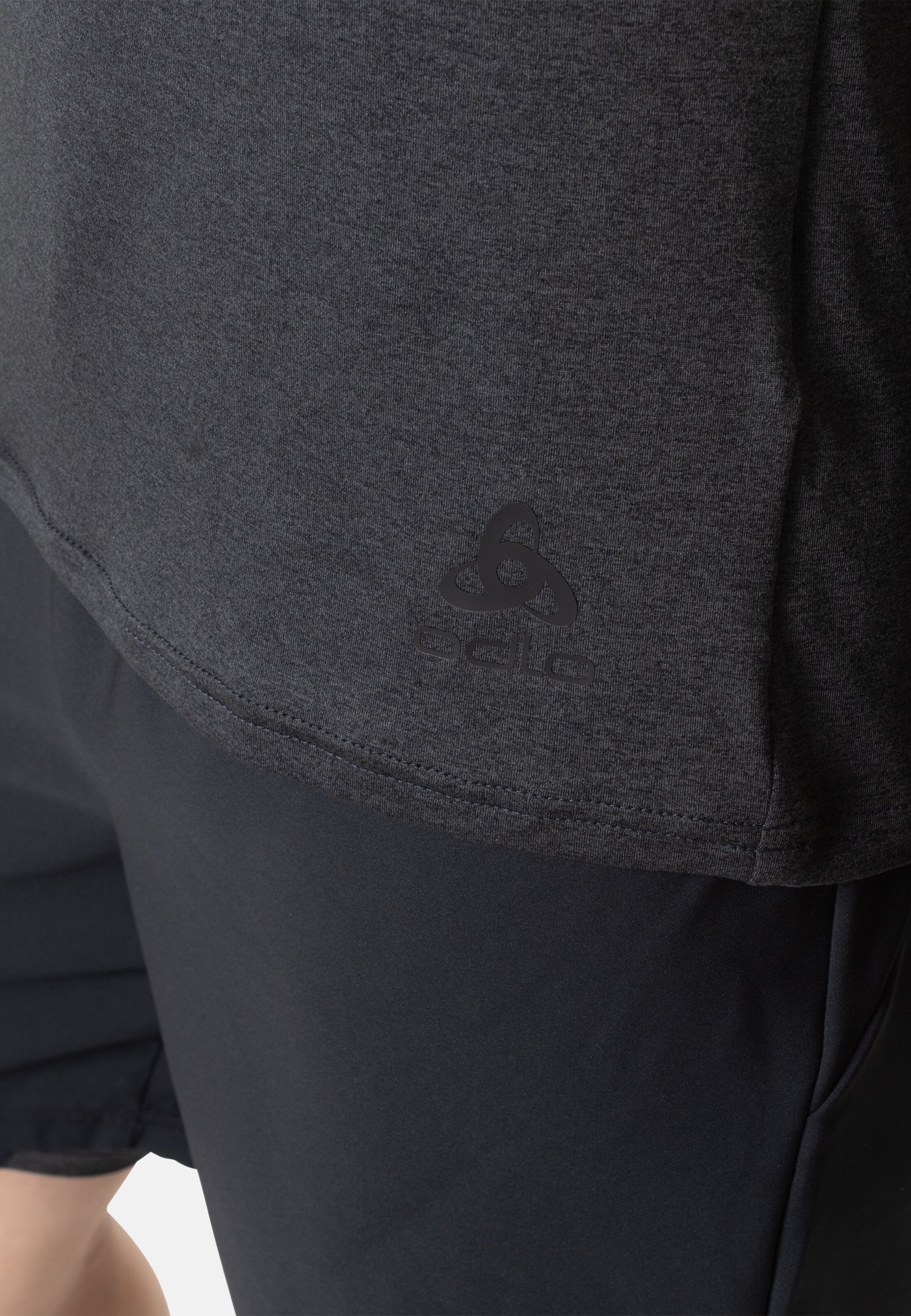 Essential 365 T-Shirt in black melange