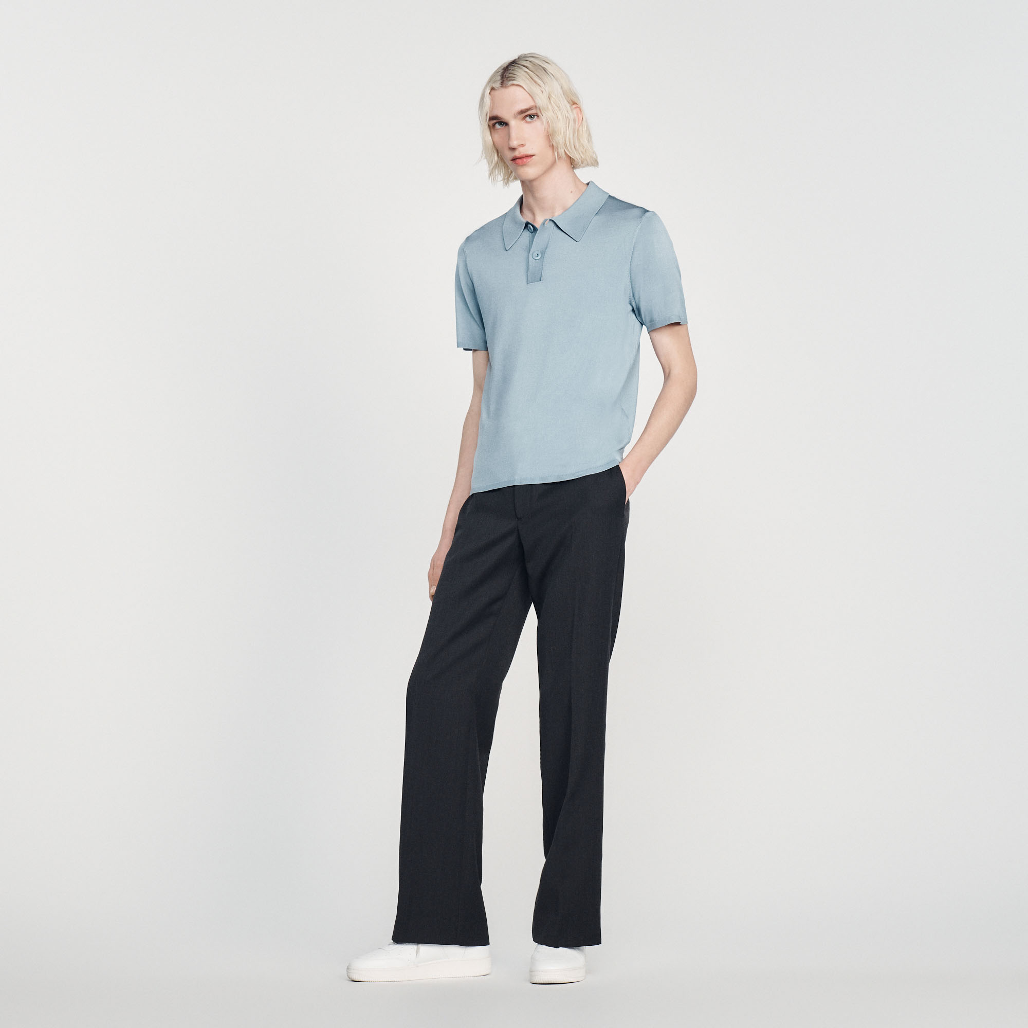 Polo en maille á manches courtes