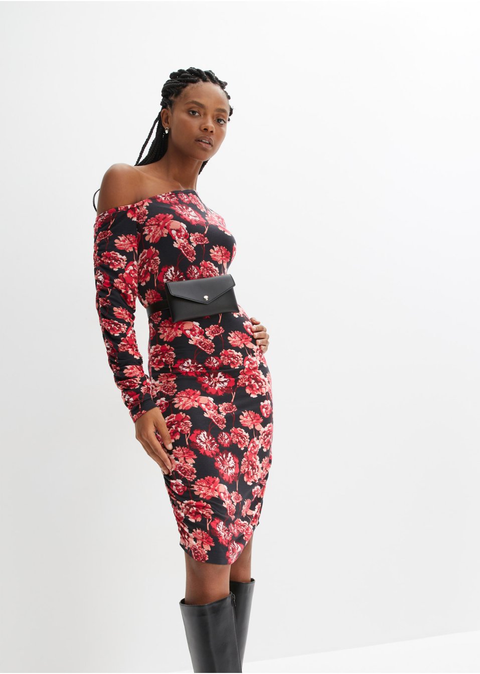 Robe à épaule découverte