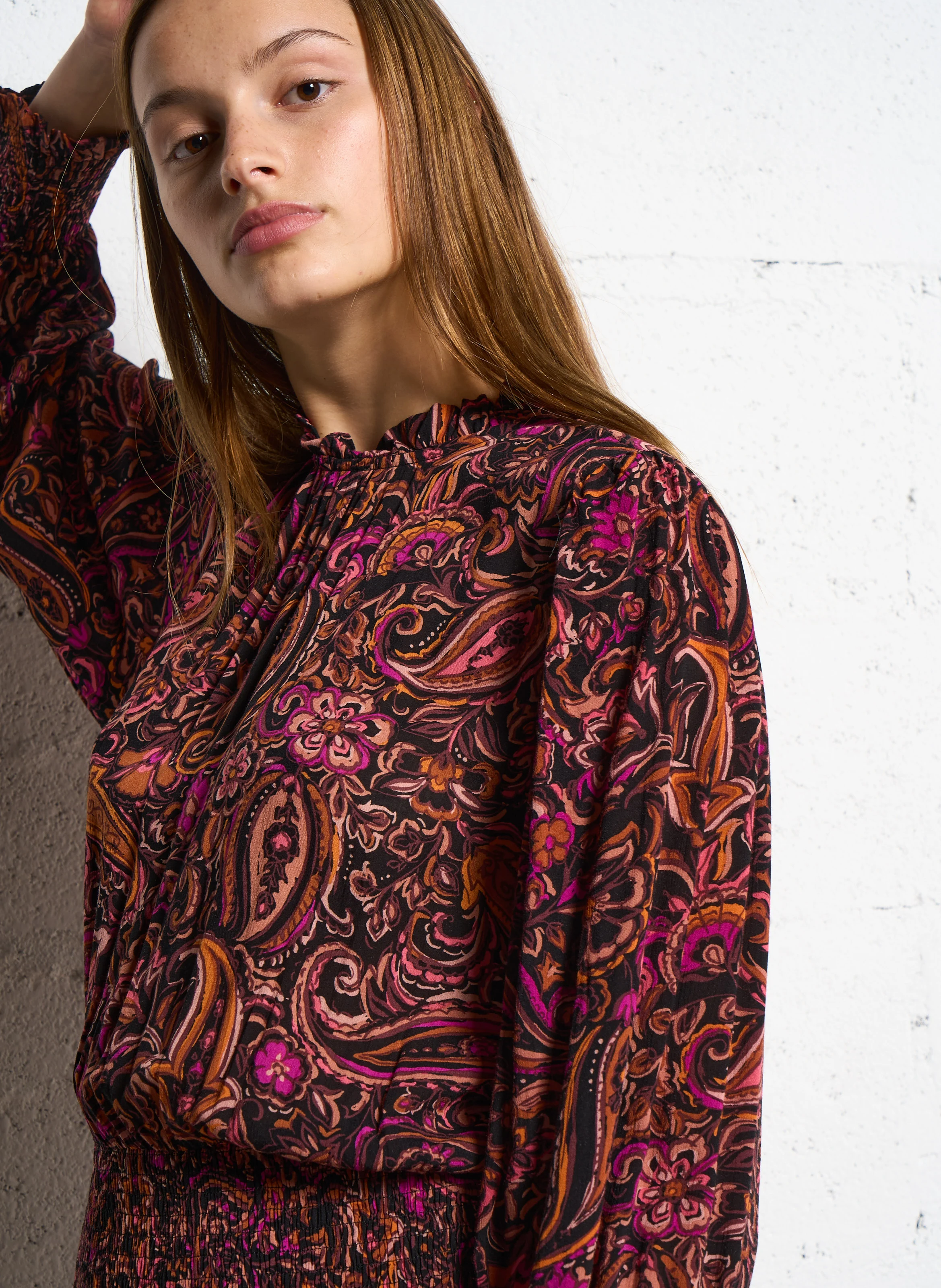 RUDI - Robe courte col victorien à imprimé floral | Marron