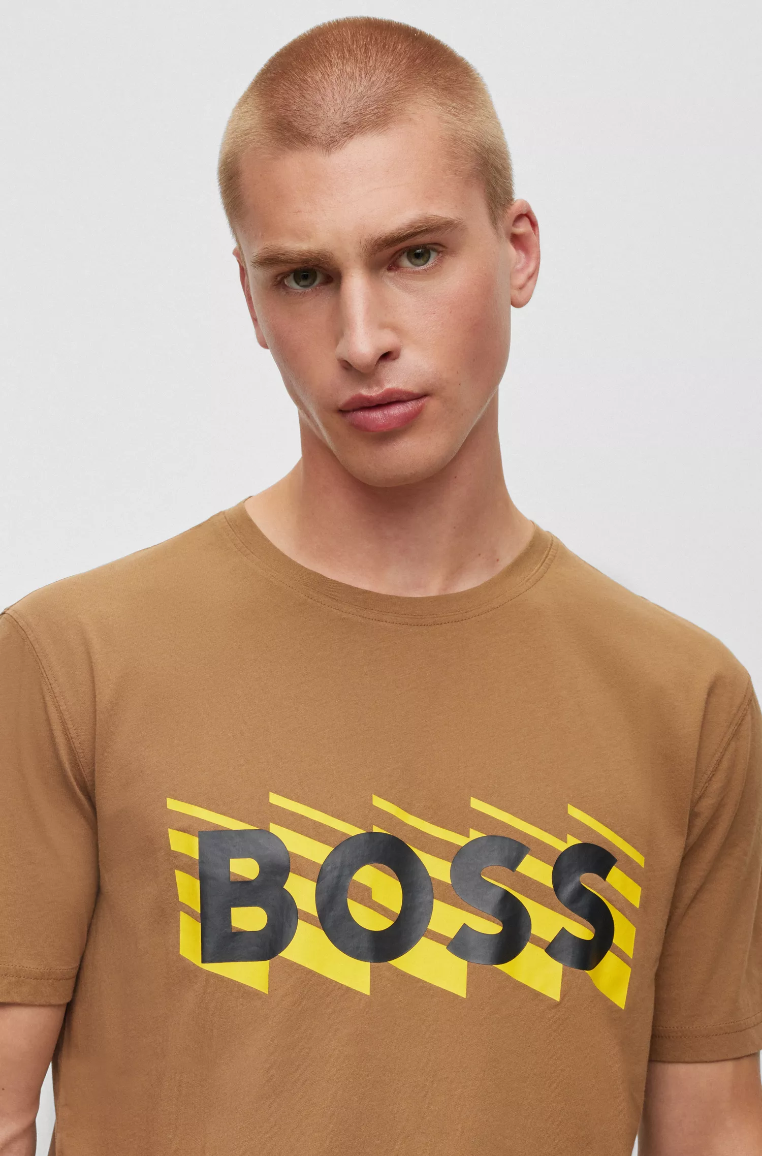 Camiseta BOSS laranja em malha de algodão com detalhe do logotipo