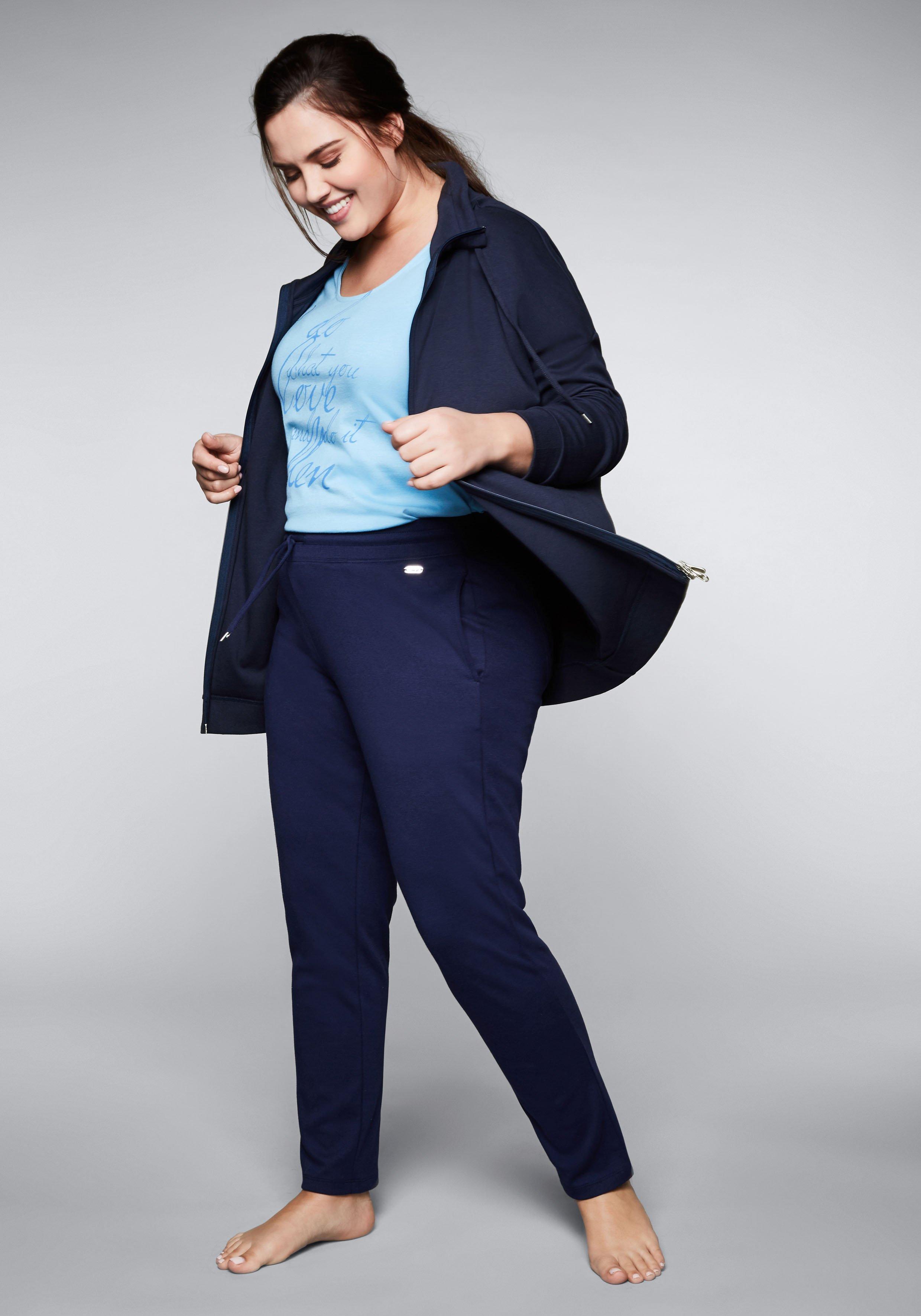 Sweatjacke mit Stehkragen und Bindeband