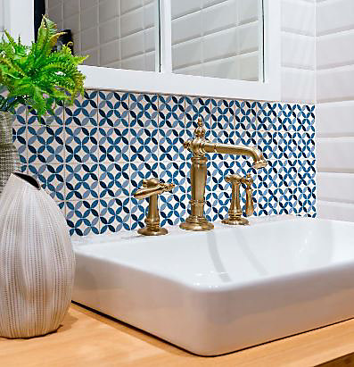 8 carreaux adhésifs motif fleur pétale bleu L.10 x H.10 x l.0,4cm